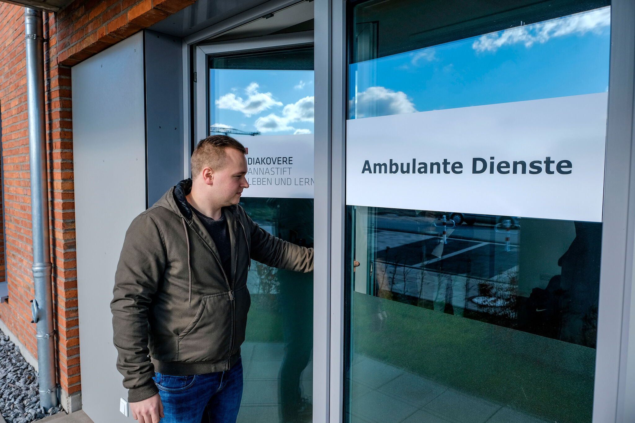 Jonas Richter geht gern zur Arbeit, sagt er - jeden Tag. Foto: Jens Schulze.