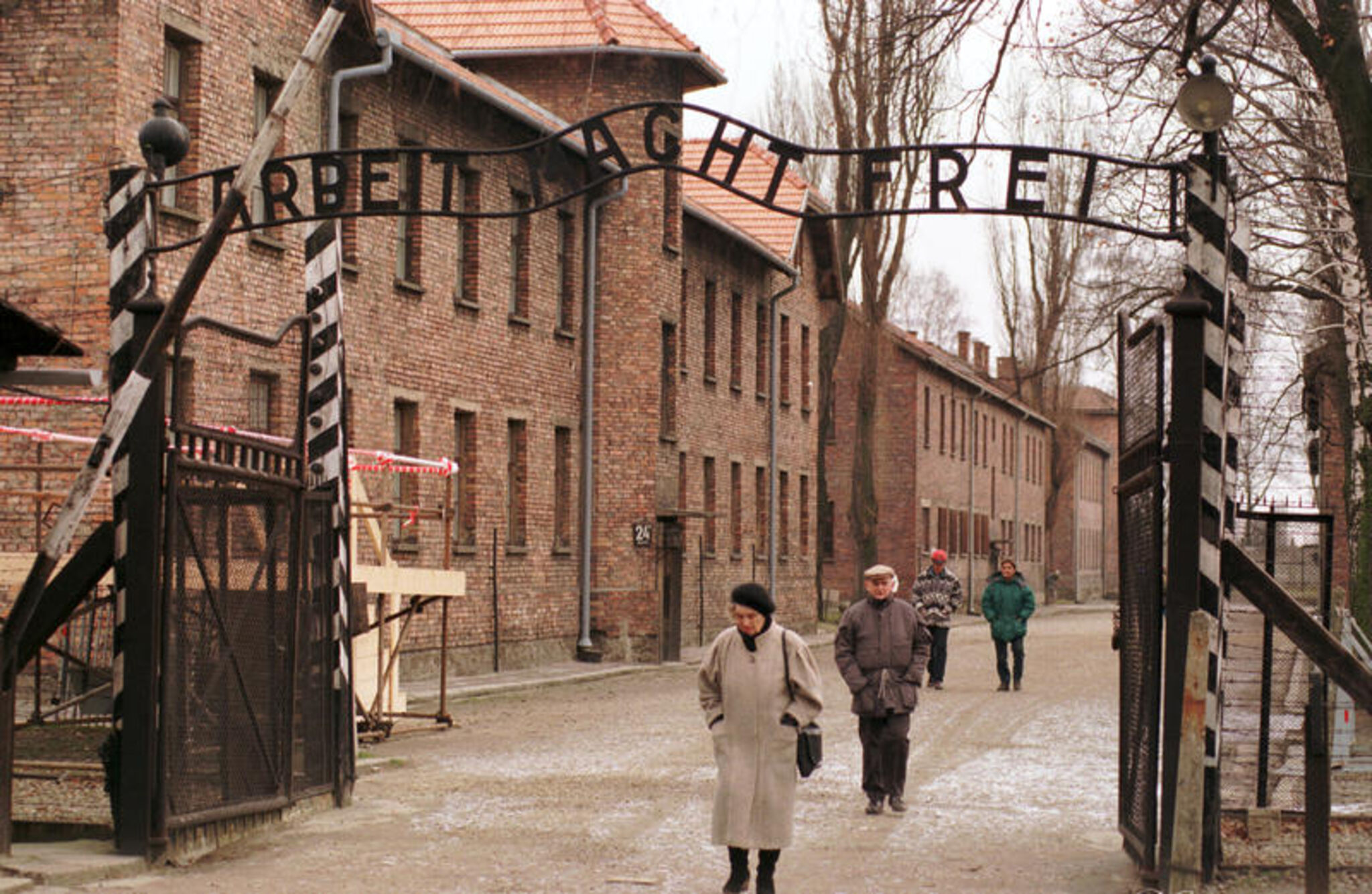 auschwitz_eingang