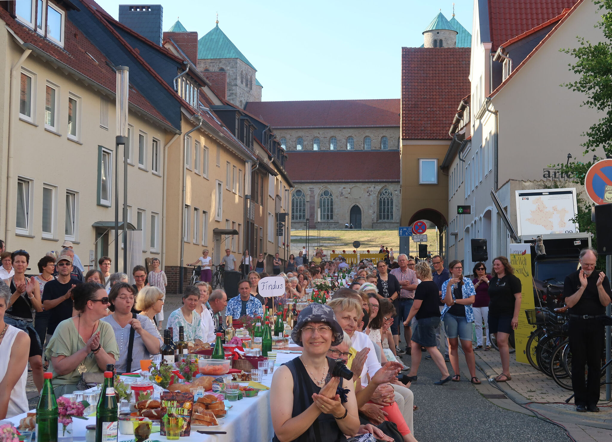 Lange Tafel_Paulusfest_Obere Burgstrasse