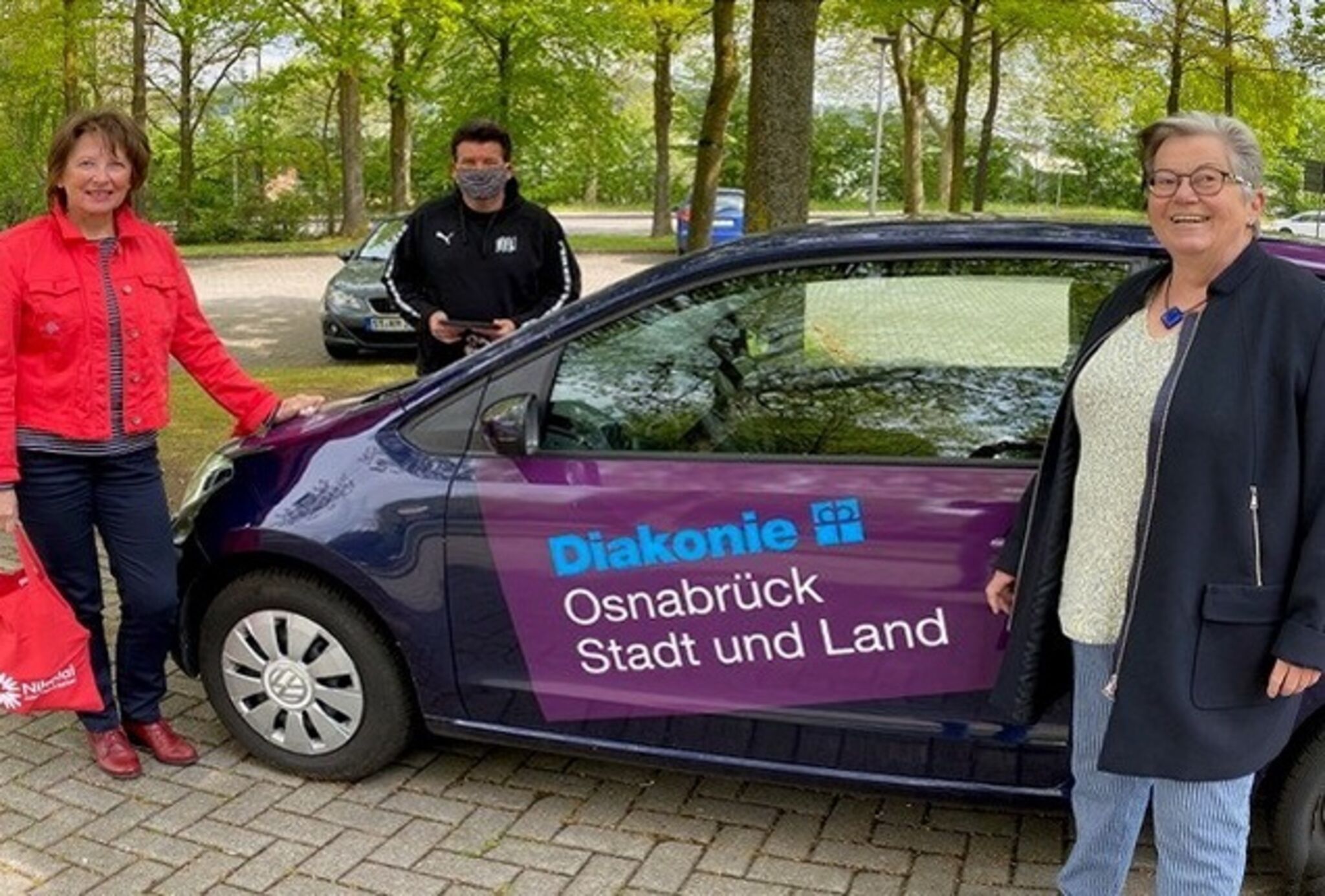 DiakonieStiftung OS Land_Corona Hilfe_Auto